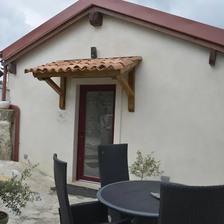 Casa Da Lima - Nestled In Nature On Santiago's And Fatima's Path, Close To Coimbra And Rabacal Guest house Alvorge
